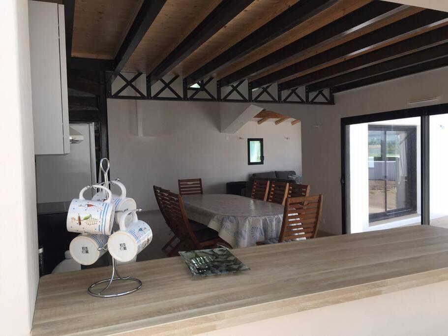 Maison au Vieil à NOIRMOUTIER Le Grand Vieil Extérieur photo