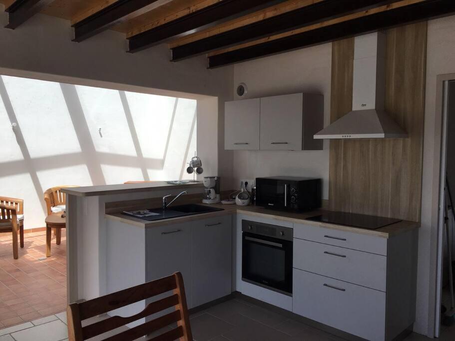 Maison au Vieil à NOIRMOUTIER Le Grand Vieil Extérieur photo